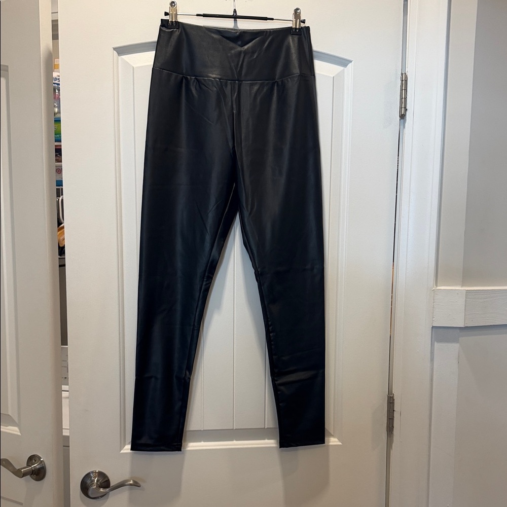Yozy Black Faux Leather Leggings